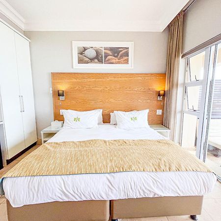 Vetho House Hotel Ballito Bagian luar foto